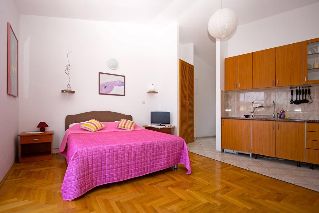 Apartments Bicanic フヴァル エクステリア 写真